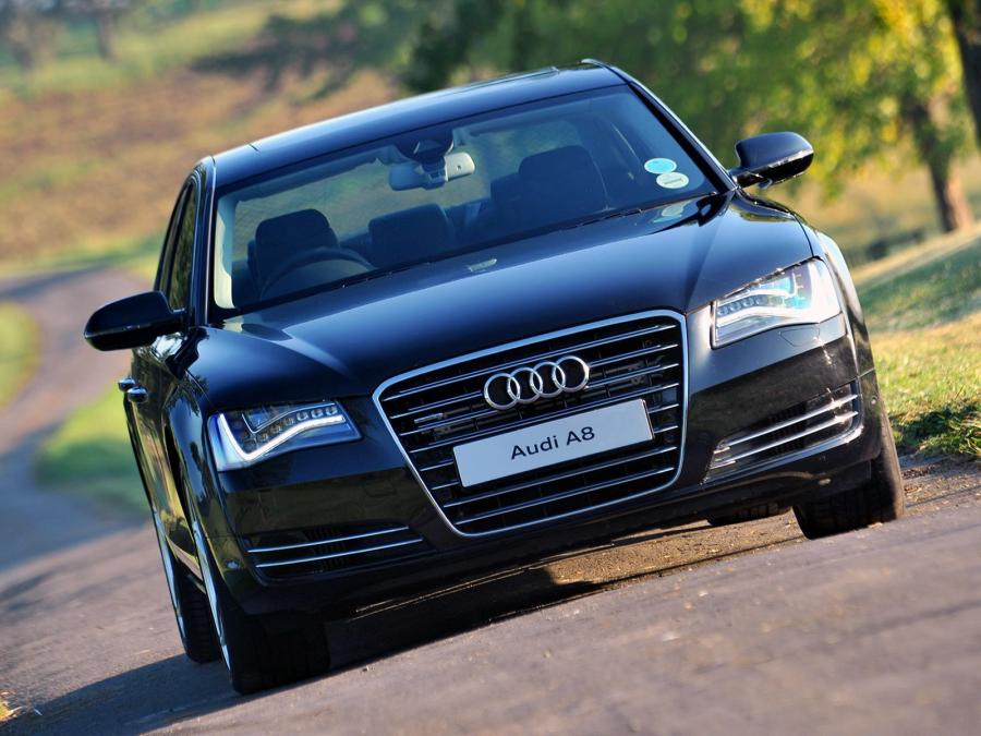  Audi A8 4.2 TDI Quattro (D4) 2010 года  (ZA) (фото 8 из 18)